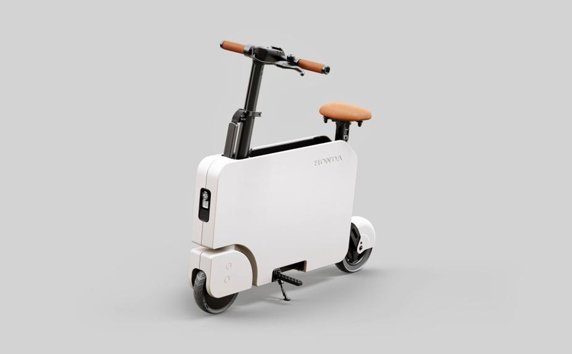 Ngăn chứa đồ ở phần thân trước của xe