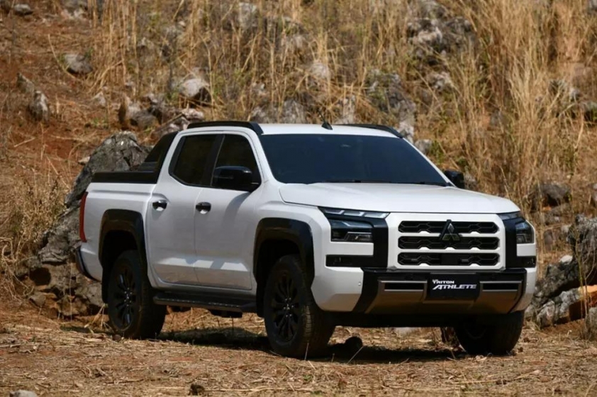 Mitsubishi Triton giảm sút doanh số