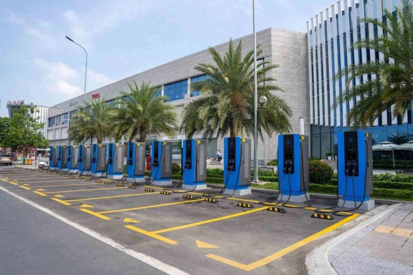 Trạm sạc xe điện công cộng