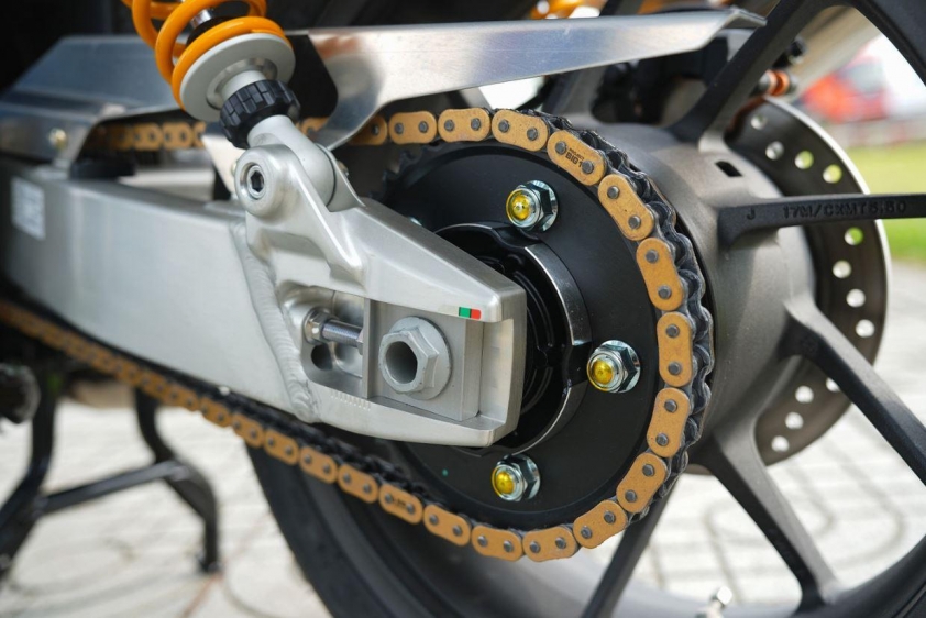 Phanh Brembo và ABS trên CB1300SF SP
