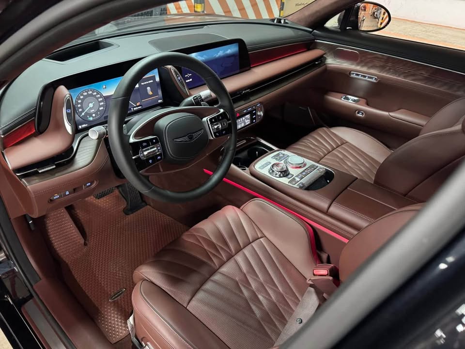 Khoang cabin sang trọng của Genesis G90