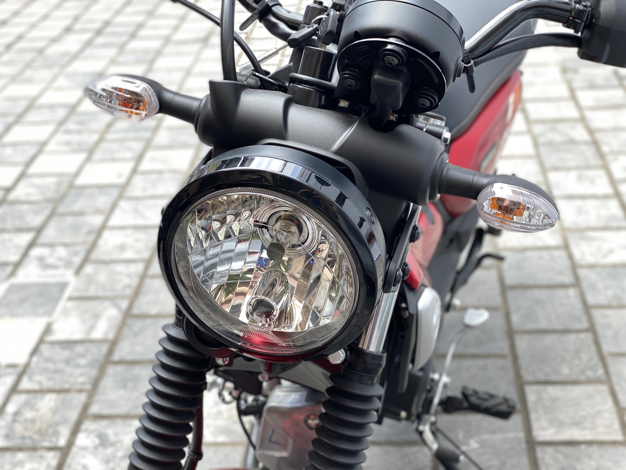 Phuộc trước và sau trên Yamaha PG-1