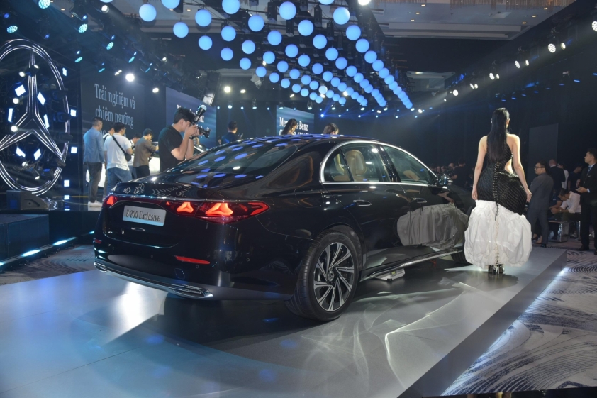 Công nghệ an toàn các phiên bản Mercedes-Benz E-Class 2025