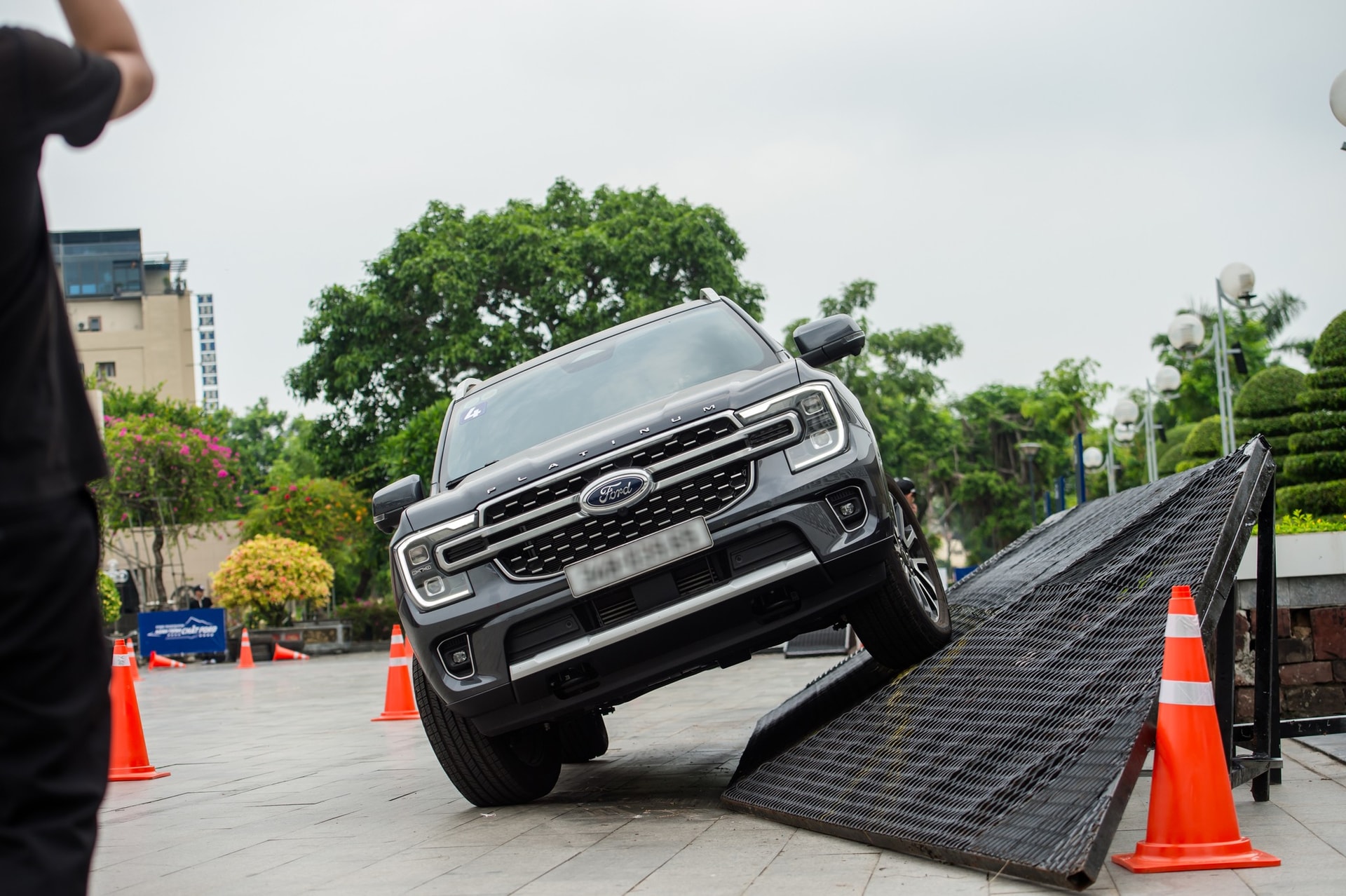 Thị trường ô tô cần sớm có lối đi rõ ràng để duy trì đà tăng trưởng