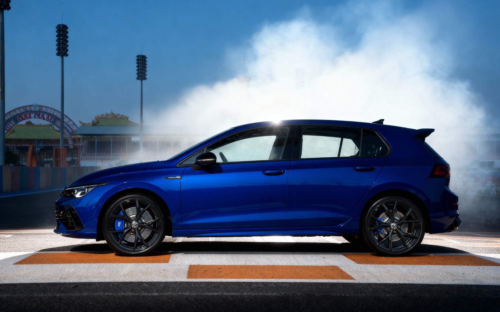 Ngoại thất hatchback tinh giản và hiện đại của Volkswagen Golf