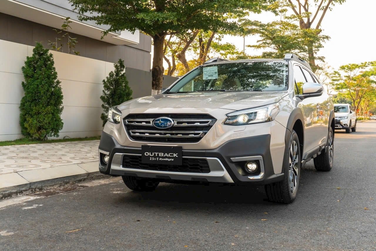 Subaru Outback đời sâu được ưu đãi tại đại lý Hà Nội