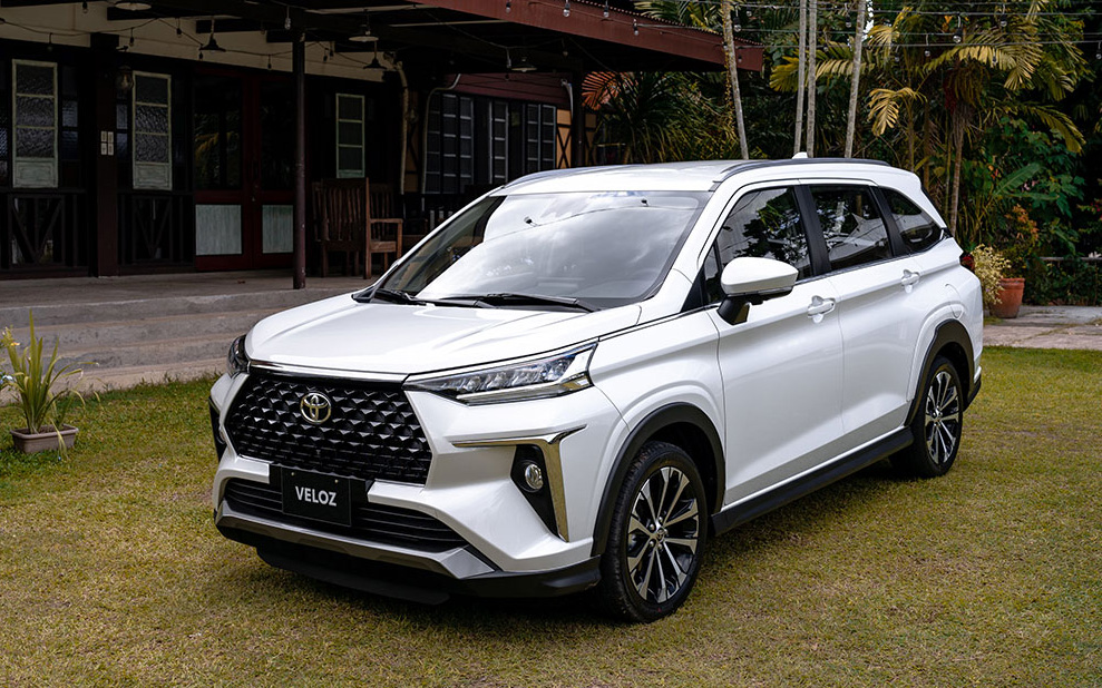 Phiên bản hybrid mới của Veloz Cross