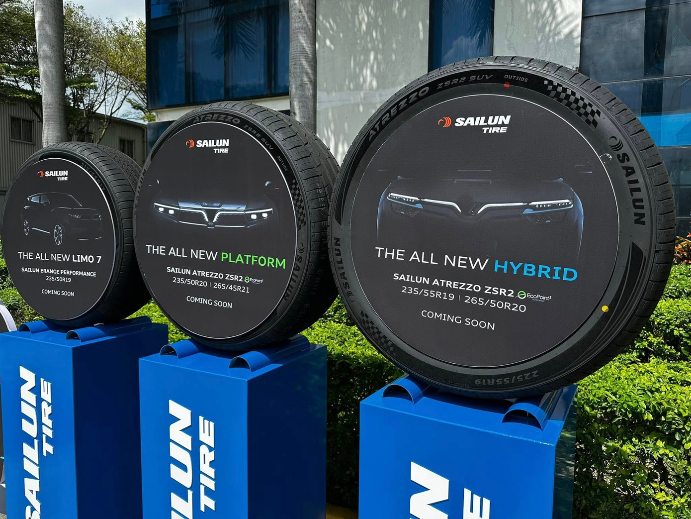 Rộ tin VinFast sẽ sản xuất xe hybrid- Ảnh 1. Hãng lốp Sailun hé lộ nhiều sản phẩm lốp xe mới dành cho các mẫu VinFast, bao gồm cả một mẫu xe hybrid hoàn toàn mới.