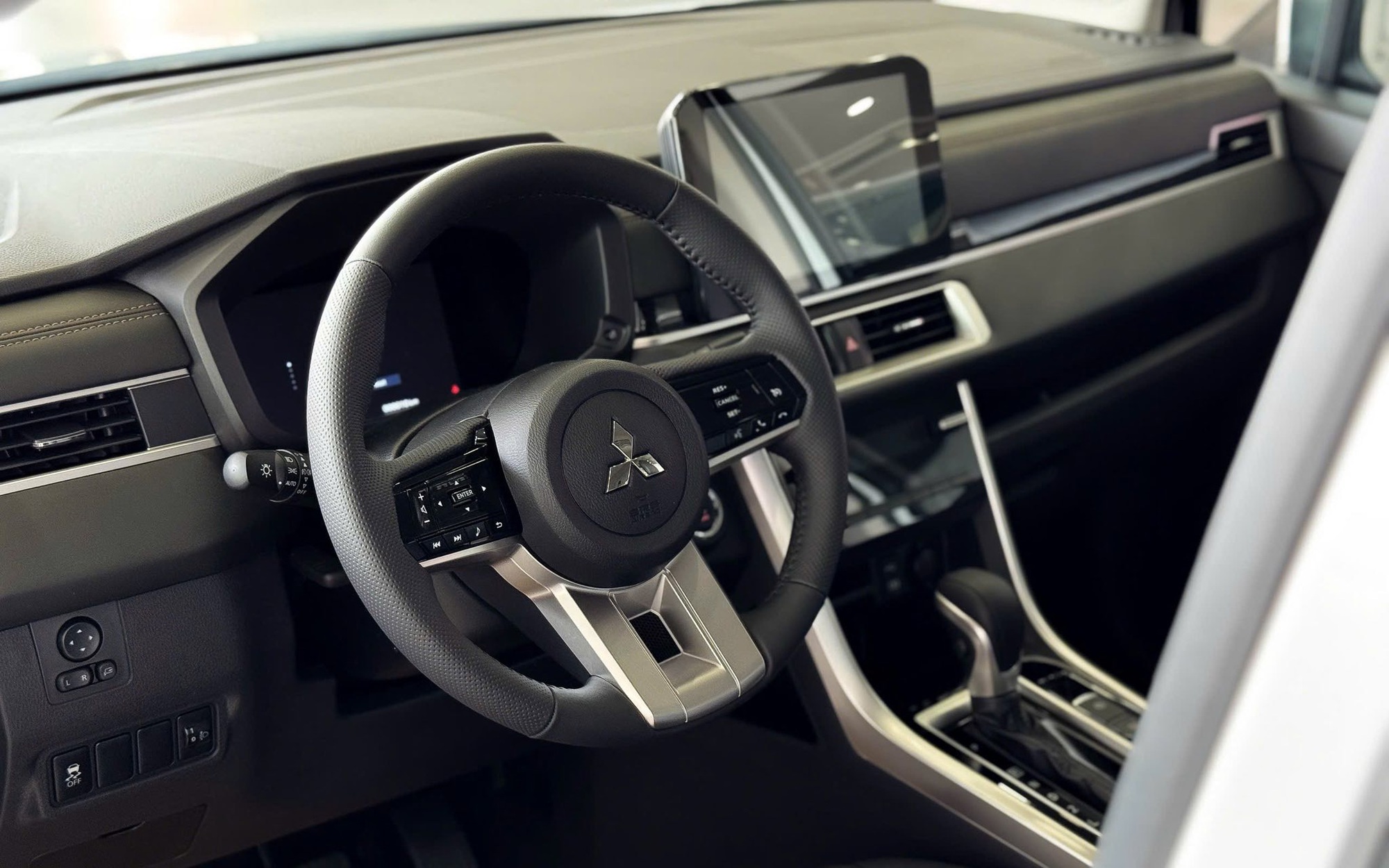 Ưu đãi lớn giúp Xpander tăng sức cạnh tranh