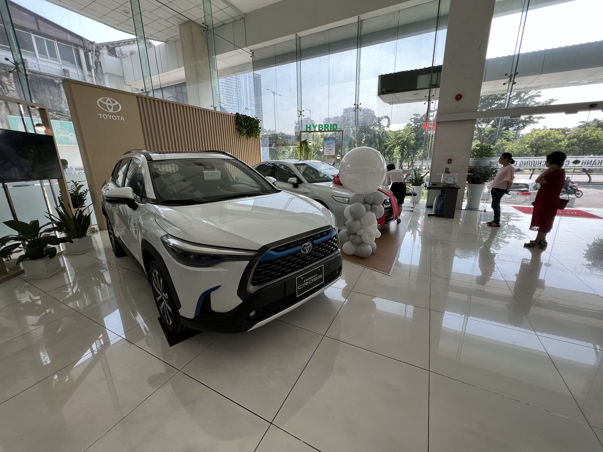 Corolla Hybrid đang rớt doanh số