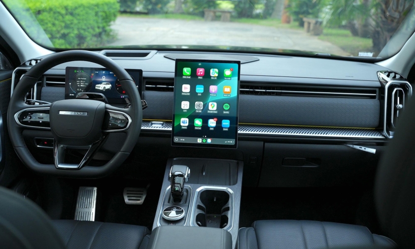 Màn hình giải trí trung tâm lớn hơn