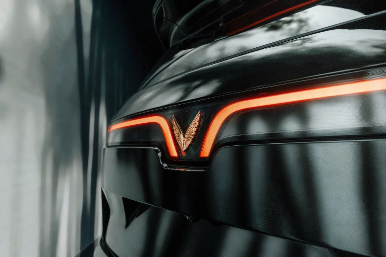 Lạc Hồng 900 LX - chiếc xe sang mang bản sắc văn hóa Việt Nam độc đáo - Ảnh 5. Hình ảnh tổng thể xe Lạc Hồng 900 LX