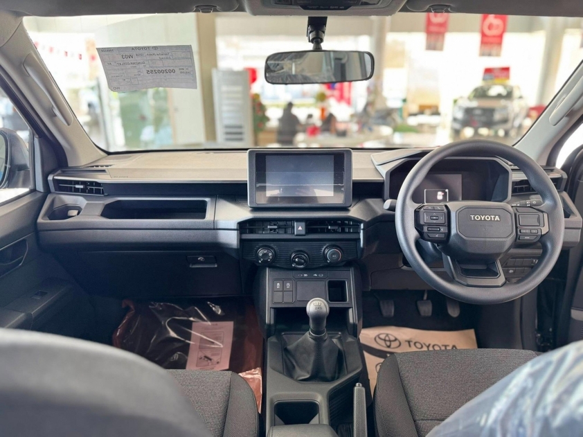 Trang bị an toàn Toyota Hilux 2026 Hệ thống an toàn Toyota Hilux