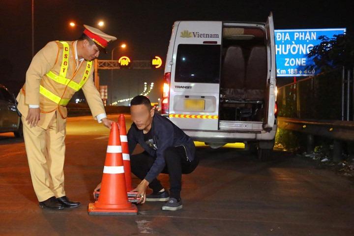 z6719659010111bc48fd97d31409d6bd Cảnh báo an toàn trên cao tốc