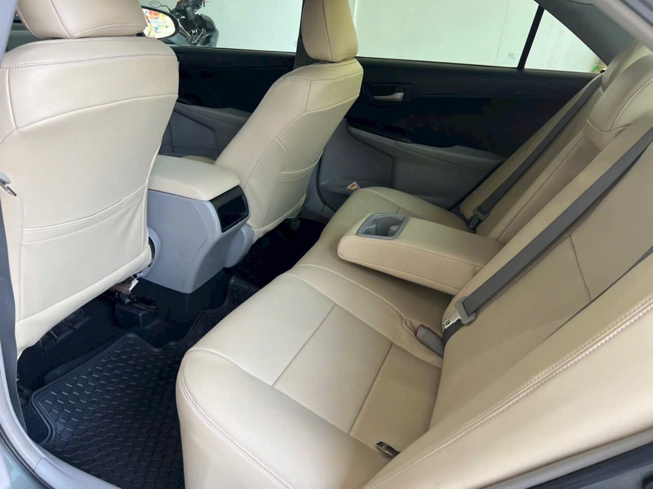 An toàn hàng đầu trên mẫu xe nhập Mỹ Trang bị an toàn vượt trội trên Toyota Camry nhập Mỹ