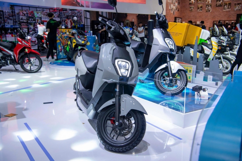 Honda ICON e chi tiết tổng quan Xe máy điện Honda ICON e phiên bản mới